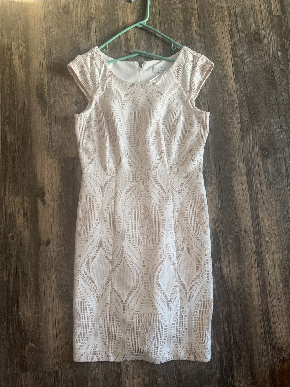 Signature by Robbie Bee Ivory Lace Cap-Sleeve Sheath Dress